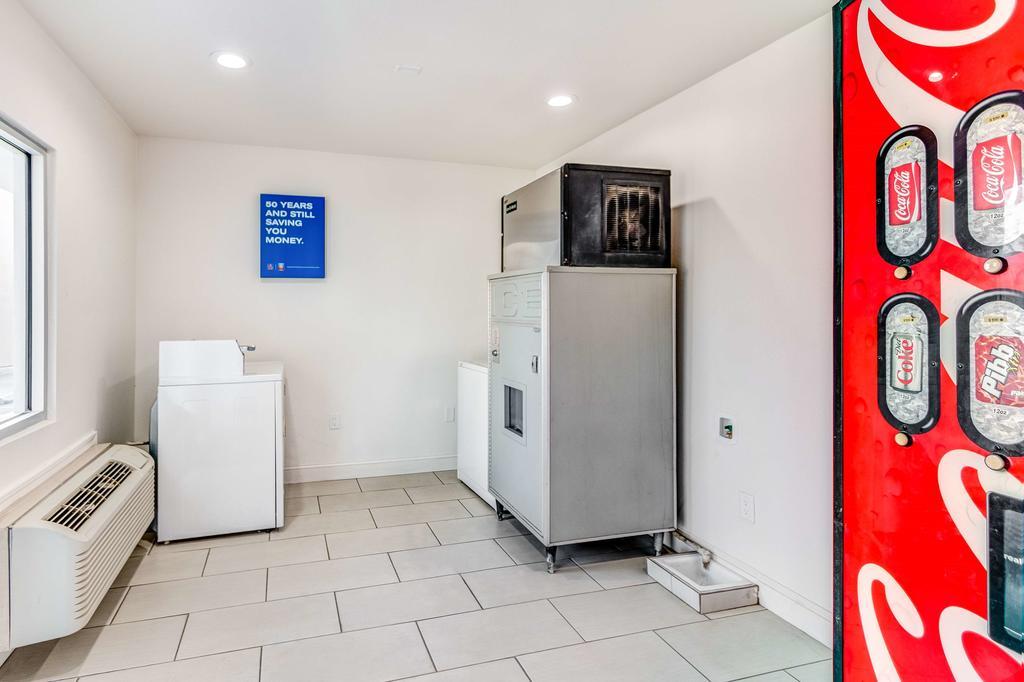 Motel 6-Visalia, Ca Dış mekan fotoğraf